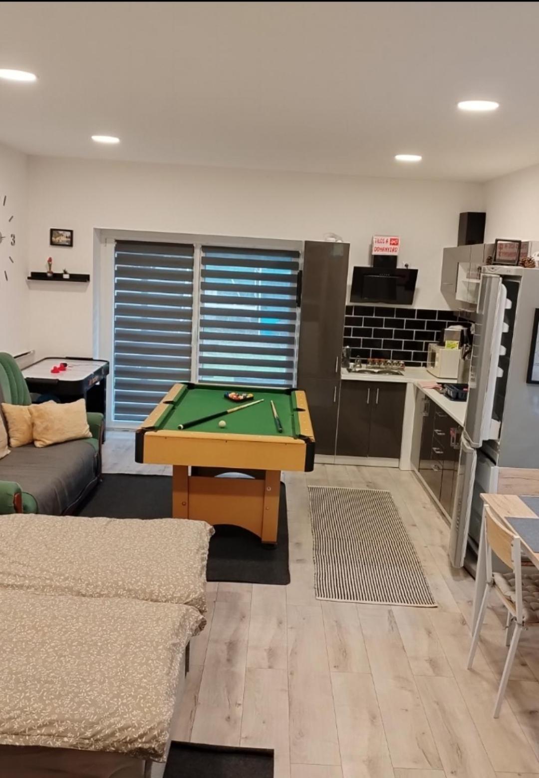 Vendeghaz Apartman Tata